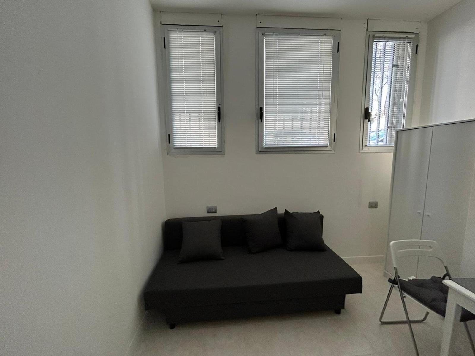 Elegant Studio Milán Exterior foto